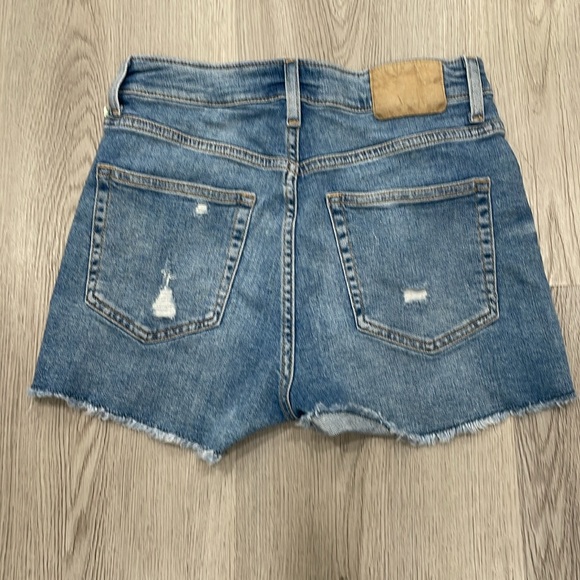 H&M short - Picture 2 of 3